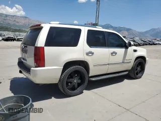 2007 Cadillac Escalade z VIN 1GYFK63857R119610, wystawiony jako Copart lot #60302845 z przebiegiem 281 485 mil mil oraz Czysty tytuł • Clean title. Historia ofert i sprzedaży dostępna na DreamBid. Obrazek 3.