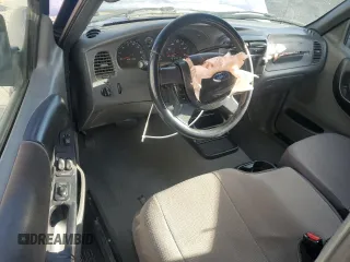 2006 Ford Ranger XL z VIN 1FTYR15E06PA09123, wystawiony jako Copart lot #47239135 z przebiegiem 115 086 mil mil oraz Szkoda całkowita • Salvage title. Historia ofert i sprzedaży dostępna na DreamBid. Obrazek 8.