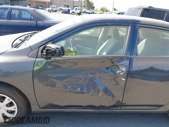 2009 Toyota Corolla with VIN 1NXBU40E99Z108425, listed as a IAAI auction lot 39553892 with 208,165 mi miles and . Bid and sale history available at DreamBid. Image 6.