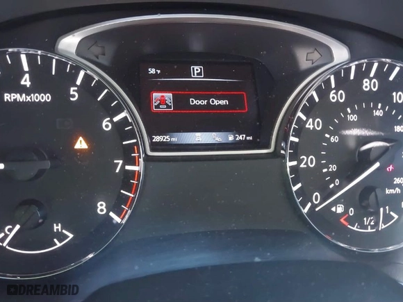 2020 Nissan Pathfinder SV with VIN 5N1DR2BN7LC636134, listed as a IAAI auction lot 41335845 with 28925 miles. Bid and sale history available at carsss.com. Image 7.