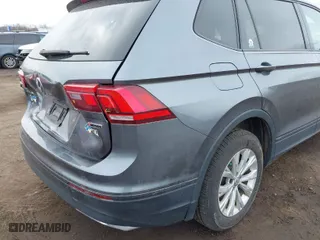 2020 Volkswagen Tiguan S with VIN 3VV0B7AX8LM146955, listed as a IAAI auction lot 41723537 with 55,816 mi miles. Bid and sale history available at carsss.com. Image 18.