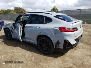 2022 BMW X4 M z VIN 5YM23EC08N9J85904, wystawiony jako Copart lot #41979823 z przebiegiem Nie podano mil oraz . Historia ofert i sprzedaży dostępna na DreamBid. Obrazek 2.