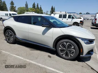 2024 Kia EV6 Wind with VIN KNDC34LA1R5617763, listed as a Copart auction lot 58790344 with 4,650 mi miles and Salvage Title. Bid and sale history available at carsss.com. Image 4.