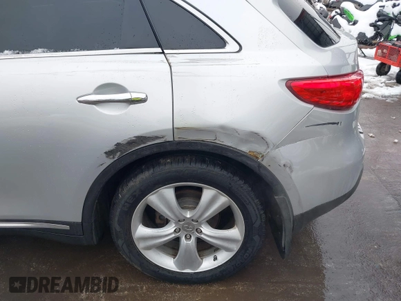 2010 Infiniti FX35 with VIN JN8AS1MW8AM850931, listed as a IAAI auction lot 41565434 with 166,160 mi miles. Bid and sale history available at carsss.com. Image 6.