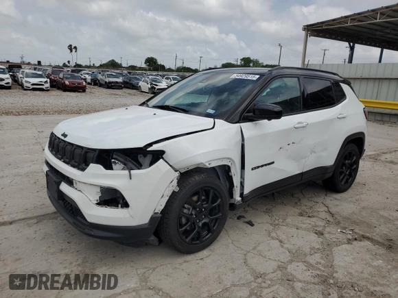 2022 Jeep Compass Latitude with VIN 3C4NJCBB9NT211131, listed as a Copart auction lot 54929515 with 39,506 mi miles and Salvage title. Bid and sale history available at DreamBid. Image 1.