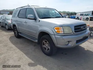 2002 Toyota Sequoia SR5 with VIN 5TDZT34A32S099836, listed as a IAAI auction lot 41842256 with 319,678 mi miles. Bid and sale history available at carsss.com. Image 1.