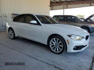 2018 BMW 3 Series 320i with VIN WBA8E1G5XJNU90685, listed as a Copart auction lot 84178894 with 84,614 mi miles and Salvage Title. Bid and sale history available at DreamBid. Image 4.
