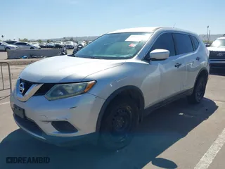2016 Nissan Rogue SV with VIN 5N1AT2MV2GC782528, listed as a IAAI auction lot 41892226 with 260,500 mi miles. Bid and sale history available at carsss.com. Image 18.