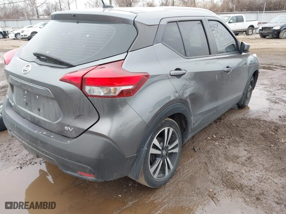 2018 Nissan Kicks SV with VIN 3N1CP5CU9JL541141, listed as a IAAI auction lot 41723052 with 164,461 mi miles. Bid and sale history available at carsss.com. Image 4.