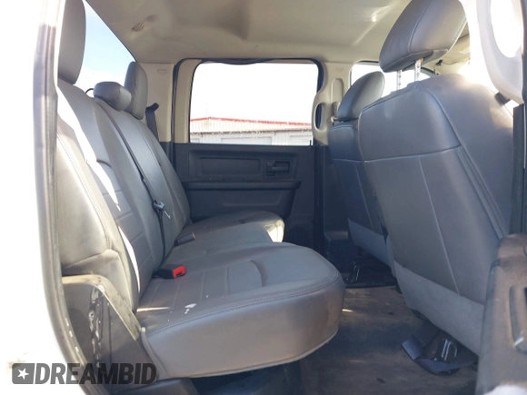 2014 Ram 2500 Tradesman z VIN 3C6TR5CT1EG234972, wystawiony jako IAAI lot #40605313 z przebiegiem 170 001 mil mil oraz . Historia ofert i sprzedaży dostępna na DreamBid. Obrazek 8.