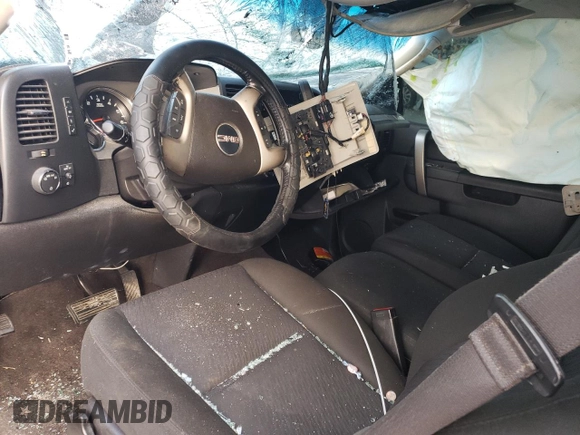 2013 GMC Sierra 1500 SLE with VIN 3GTP1VE07DG163585, listed as a Copart auction lot 55132615 with Not provided miles and Salvage title. Bid and sale history available at DreamBid. Image 8.