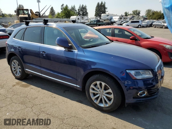 2014 Audi Q5 Premium Plus with VIN WA1LFAFP7EA050329, listed as a Copart auction lot 70219814 with 0 mi miles and Salvage Title. Bid and sale history available at carsss.com. Image 4.