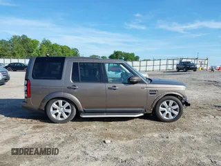 2015 Land Rover LR4 HSE z VIN SALAG2V69FA765454, wystawiony jako IAAI lot #42561781 z przebiegiem 99 115 mil mil oraz . Historia ofert i sprzedaży dostępna na DreamBid. Obrazek 13.