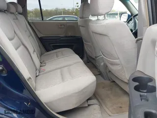 2002 Toyota Highlander with VIN JTEHF21A120059187, listed as a IAAI auction lot 42072524 with 232,576 mi miles. Bid and sale history available at carsss.com. Image 8.