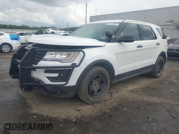 2016 Ford Police Interceptor Utility z VIN 1FM5K8AR2GGC50476, wystawiony jako Copart lot #56412205 z przebiegiem 146 986 mil mil oraz Tytuł czysty. Historia ofert i sprzedaży dostępna na DreamBid. Obrazek 1.