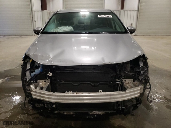 2021 Chrysler Voyager L with VIN 2C4RC1AG7MR553238, listed as a Copart auction lot 44531975 with 20,065 mi miles and Clean Title. Bid and sale history available at carsss.com. Image 5.