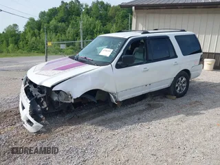 2004 Ford Expedition Special Service z VIN 1FMPU16L04LB42679, wystawiony jako IAAI lot #42186357 z przebiegiem 172 518 mil mil oraz . Historia ofert i sprzedaży dostępna na DreamBid. Obrazek 2.