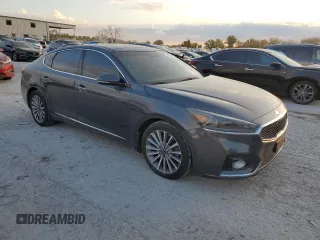2017 Kia Cadenza Premium with VIN KNALC4J13H5069540, listed as a Copart auction lot 77086474 with 182,487 mi miles and Clean Title. Bid and sale history available at carsss.com. Image 4.