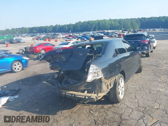 2012 Ford Fusion SE with VIN 3FAHP0HA8CR404010, listed as a IAAI auction lot 42558110 with 215,462 mi miles and . Bid and sale history available at DreamBid. Image 4.