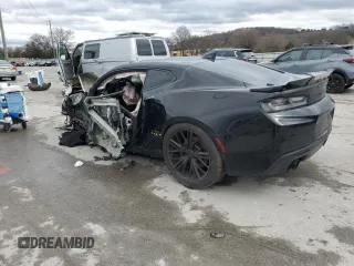 2016 Chevrolet Camaro 1SS z VIN 1G1FF1R75G0147853, wystawiony jako Copart lot #47943835 z przebiegiem Nie podano mil oraz Szkoda całkowita • Salvage title. Historia ofert i sprzedaży dostępna na DreamBid. Obrazek 2.