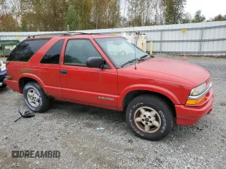2000 Chevrolet Blazer LS с VIN 1GNCT18W5YK210040, выставлен на аукционе Copart как лот 73253404 с пробегом Не указан миль и Чистый • Clean title. История ставок и продаж доступна на DreamBid. Изображение 4.