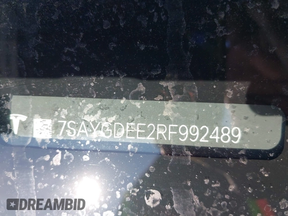 2024 Tesla Model Y Long Range z VIN 7SAYGDEE2RF992489, wystawiony jako IAAI lot #42258232 z przebiegiem 14 771 mil mil oraz . Historia ofert i sprzedaży dostępna na DreamBid. Obrazek 9.