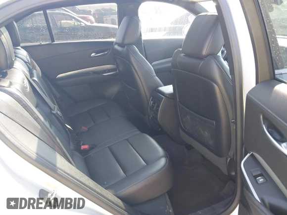 2020 Cadillac XT4 FWD Premium Luxury с VIN 1GYFZCR48LF138601, выставлен на аукционе IAAI как лот 41671793 с пробегом 60 516 миль миль и . История ставок и продаж доступна на DreamBid. Изображение 8.