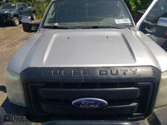 2011 Ford F-350 XL with VIN 1FT8W3BT8BEB18636, listed as a Copart auction lot 58010265 with Not provided miles and Clean title. Bid and sale history available at DreamBid. Image 11.