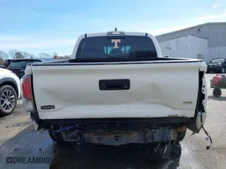 2020 Toyota Tacoma 4WD SR5 with VIN 3TMCZ5AN3LM309635, listed as a IAAI auction lot 41598363 with 99,080 mi miles. Bid and sale history available at carsss.com. Image 16.