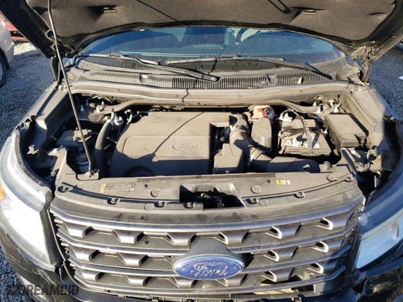2017 Ford Explorer XLT with VIN 1FM5K7D82HGC18335, listed as a Copart auction lot 81542364 with 58,888 mi miles and Salvage Title. Bid and sale history available at carsss.com. Image 12.