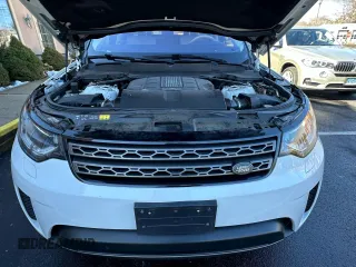 2020 Land Rover Discovery SE z VIN SALRG2RV7L2423060, wystawiony jako Copart lot #47578895 z przebiegiem 72 518 mil mil oraz Tytuł czysty. Historia ofert i sprzedaży dostępna na DreamBid. Obrazek 13.