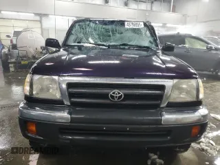 1998 Toyota Tacoma with VIN 4TAWN72N0WZ135590, listed as a Copart auction lot 45796955 with 241,581 mi miles and Salvage Title. Bid and sale history available at DreamBid. Image 5.