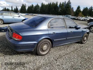2002 Hyundai Sonata with VIN KMHWF25S12A520554, listed as a Copart auction lot 43483194 with 131,409 mi miles and Salvage Title. Bid and sale history available at carsss.com. Image 3.