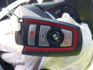 2018 BMW 3 Series 330i xDrive с VIN WBA8D9C50JEM32978, выставлен на аукционе IAAI как лот 41894911 с пробегом 67 474 миль миль и . История ставок и продаж доступна на DreamBid. Изображение 11.