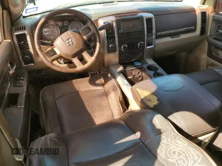 2011 Ram 2500 Laramie Longhorn z VIN 3D7UT2CLXBG604668, wystawiony jako Copart lot #52128635 z przebiegiem 479 971 mil mil oraz Szkoda całkowita • Salvage title. Historia ofert i sprzedaży dostępna na DreamBid. Obrazek 8.