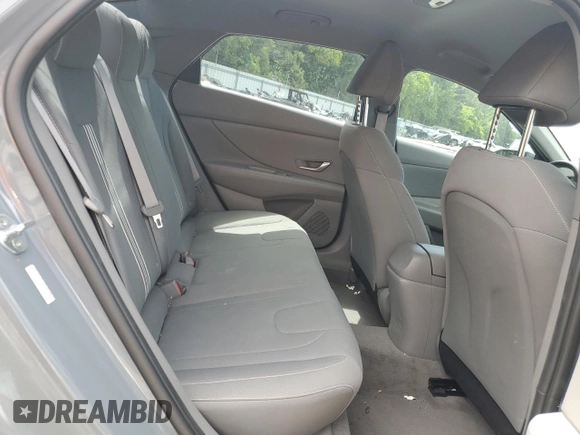 2021 Hyundai Elantra SEL z VIN KMHLM4AG3MU069277, wystawiony jako Copart lot #58504045 z przebiegiem 37 668 mil mil oraz Szkoda całkowita • Salvage title. Historia ofert i sprzedaży dostępna na DreamBid. Obrazek 10.