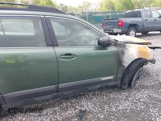 2011 Subaru Outback 2.5i с VIN 4S4BRBAC2B3421377, выставлен на аукционе IAAI как лот 42216593 с пробегом 209 495 миль миль и . История ставок и продаж доступна на DreamBid. Изображение 12.