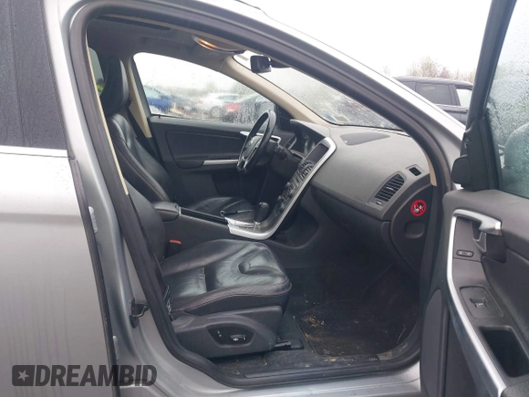 2012 Volvo XC60 3.0L with VIN YV4902DZ7C2241796, listed as a IAAI auction lot 42223322 with 185,520 mi miles and . Bid and sale history available at DreamBid. Image 5.