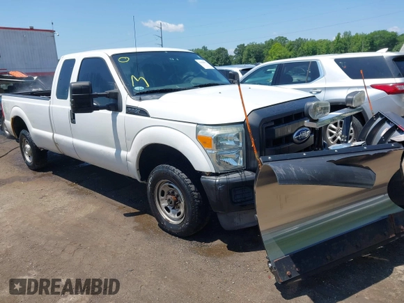 2011 Ford F-250 XL with VIN 1FT7X2B61BEB17857, listed as a IAAI auction lot 42558817 with 161,205 mi miles and . Bid and sale history available at DreamBid. Image 1.