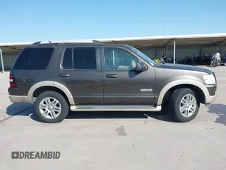 2006 Ford Explorer z VIN 1FMEU64E56UB52663, wystawiony jako IAAI lot #42002830 z przebiegiem 199 847 mil mil oraz . Historia ofert i sprzedaży dostępna na DreamBid. Obrazek 13.