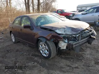 2011 Ford Fusion SE with VIN 3FAHP0HA2BR165178, listed as a IAAI auction lot 41774046 with 130,000 mi miles. Bid and sale history available at carsss.com. Image 1.