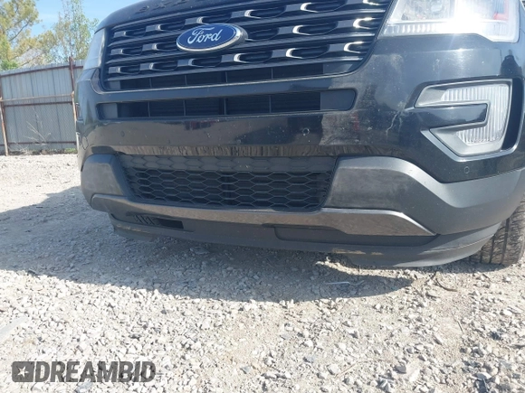 2017 Ford Explorer XLT с VIN 1FM5K8D84HGC45915, выставлен на аукционе IAAI как лот 42088691 с пробегом 162 159 миль миль и . История ставок и продаж доступна на DreamBid. Изображение 6.