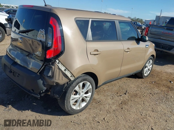 2015 Kia Soul + with VIN KNDJP3A53F7232765, listed as a IAAI auction lot 41670533 with 54,637 mi miles. Bid and sale history available at carsss.com. Image 4.