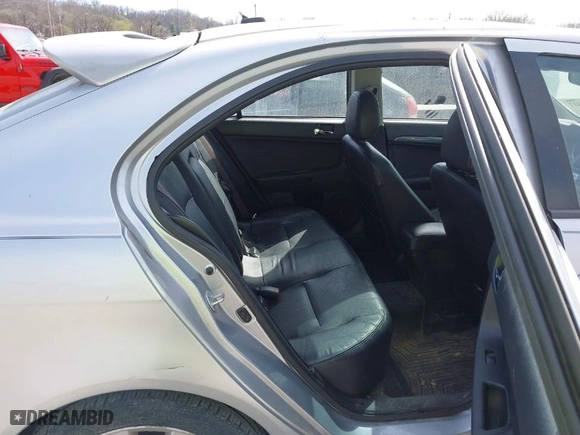 2010 Mitsubishi Lancer GTS with VIN JA32X8HWXAU010281, listed as a IAAI auction lot 41675417 with 101,502 mi miles. Bid and sale history available at carsss.com. Image 8.