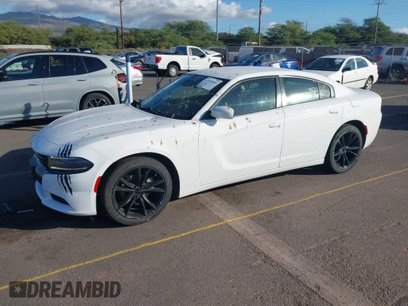 2015 Dodge Charger SXT z VIN 2C3CDXHG6FH847951, wystawiony jako IAAI lot #41094866 z przebiegiem 78 461 mil mil oraz . Historia ofert i sprzedaży dostępna na DreamBid. Obrazek 17.