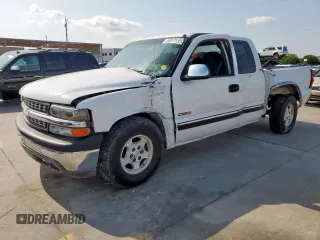 2000 Chevrolet Silverado 1500 with VIN 2GCEC19W6Y1335189, listed as a Copart auction lot 54317135 with Not Provided miles and Clean Title. Bid and sale history available at DreamBid. Image 1.