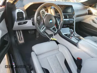 2020 BMW M8 z VIN WBSAE0C02LCD25474, wystawiony jako Copart lot #79533434 z przebiegiem Nie podano mil oraz Szkoda całkowita • Salvage title. Historia ofert i sprzedaży dostępna na DreamBid. Obrazek 8.