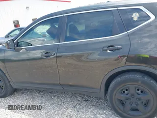 2016 Nissan Rogue S with VIN JN8AT2MT5GW028657, listed as a IAAI auction lot 40200924 with 99,821 mi miles. Bid and sale history available at carsss.com. Image 15.