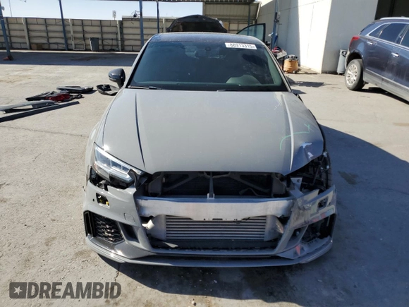 2019 Audi RS 3 z VIN WUABWGFF1KA902152, wystawiony jako Copart lot #88913315 z przebiegiem 46 435 mil mil oraz Szkody całkowita. Historia ofert i sprzedaży dostępna na DreamBid. Obrazek 5.