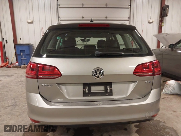2015 Volkswagen Golf SportWagen TDI S with VIN 3VWCA7AU7FM500664, listed as a IAAI auction lot 41386763 with 115,716 mi miles. Bid and sale history available at carsss.com. Image 17.